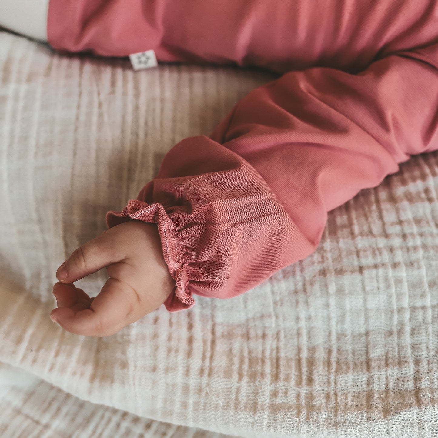 Lucky Romance Longsleeve