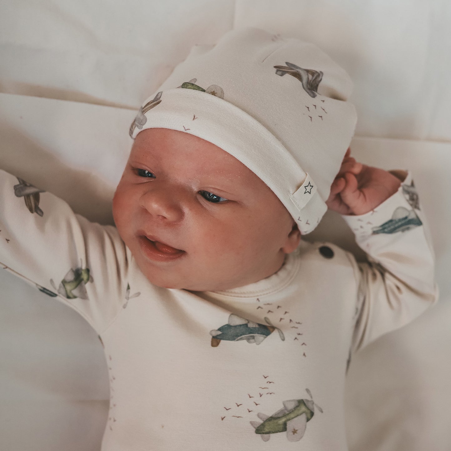 Avion | newborn hat