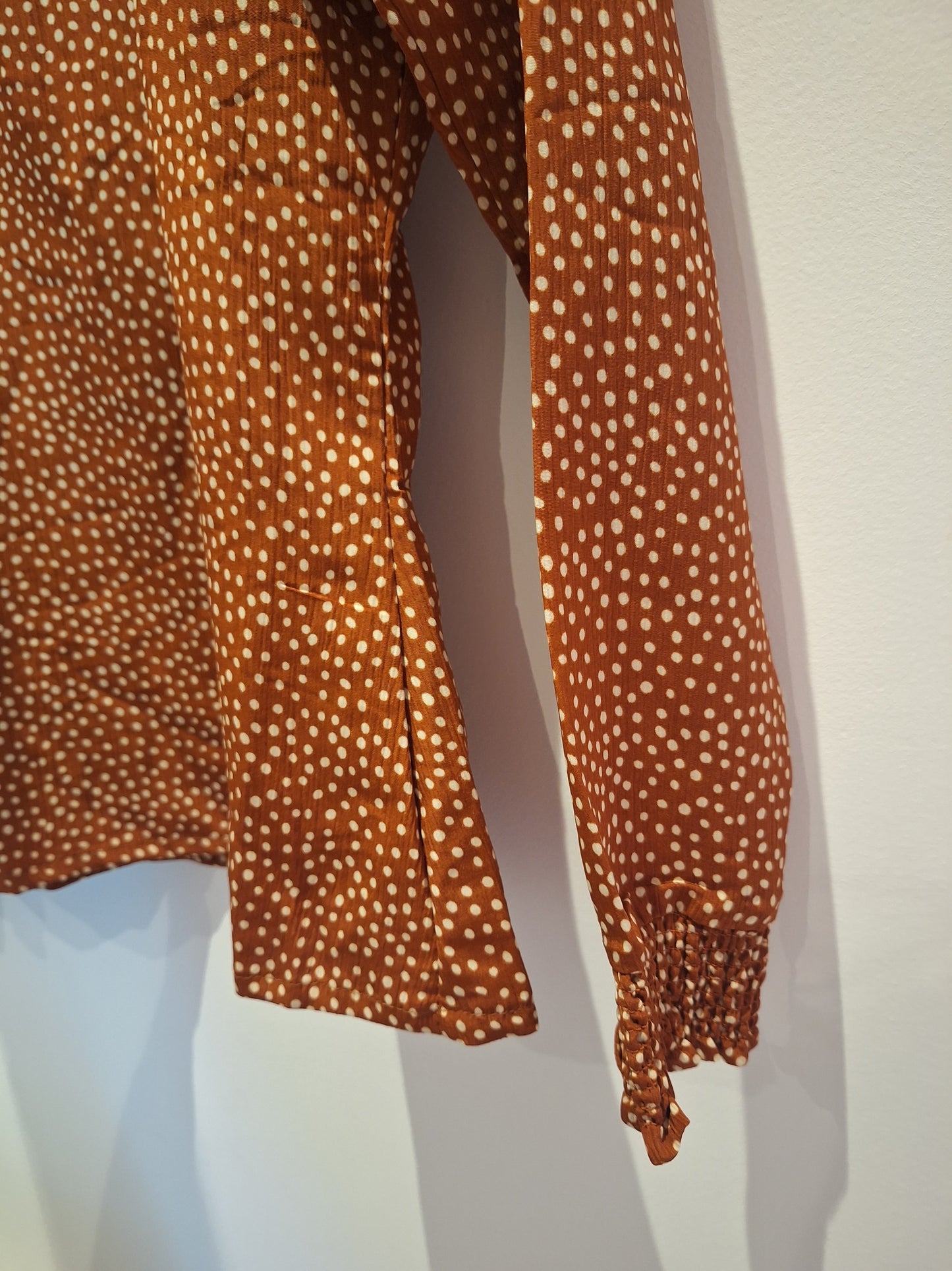 Like Flo top dots